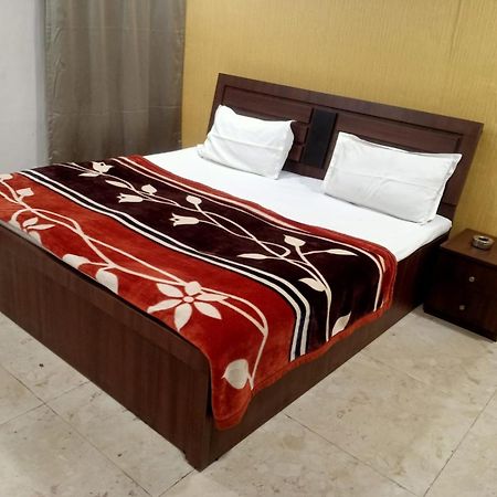 Sapphire Palace 3 Hotel Jaipur Ngoại thất bức ảnh
