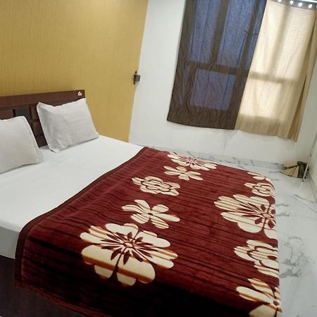 Sapphire Palace 3 Hotel Jaipur Ngoại thất bức ảnh
