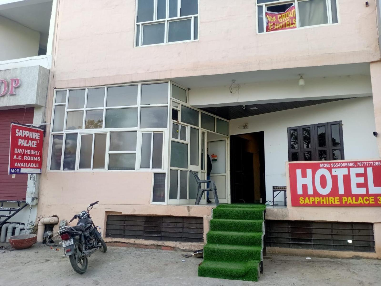 Sapphire Palace 3 Hotel Jaipur Ngoại thất bức ảnh